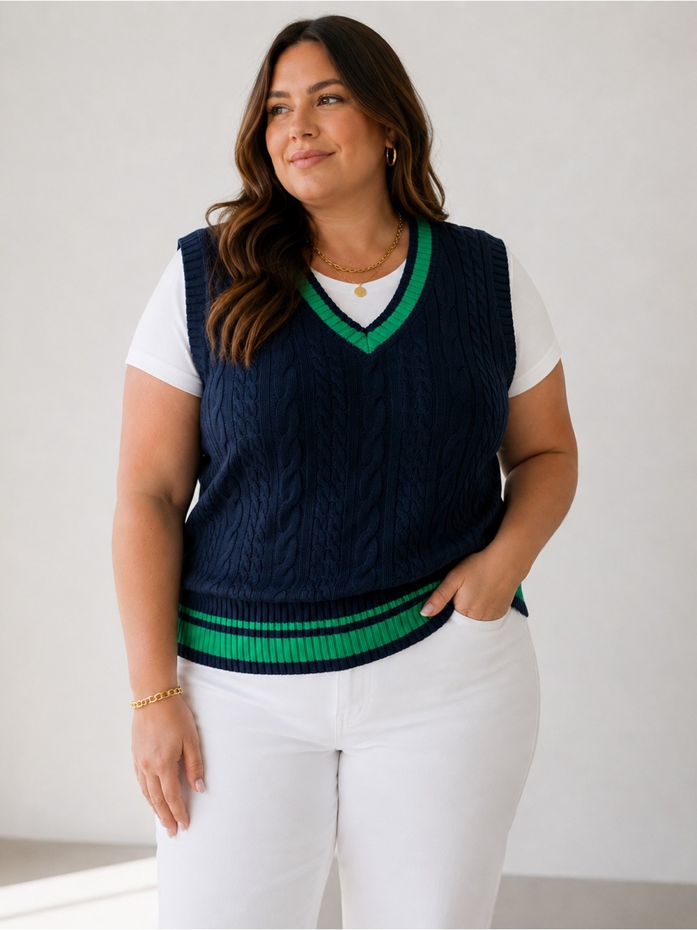 Old Navy NWT Women’s 3X Cable Knit Sweater Vest Navy Green Wool Blend